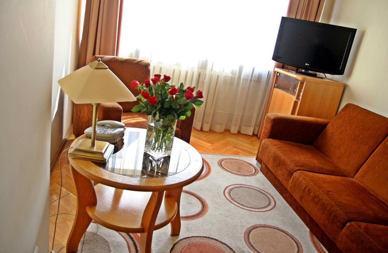 Hotel Ratuszowy Włocławek Buitenkant foto