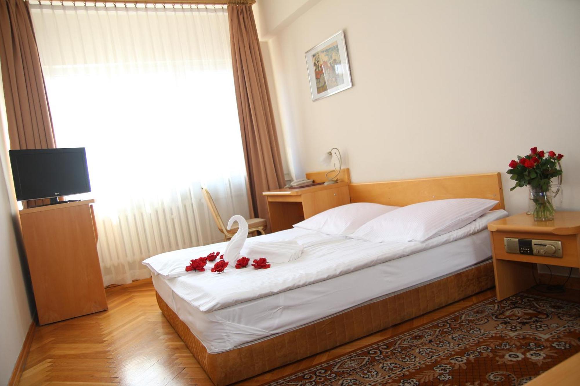 Hotel Ratuszowy Włocławek Buitenkant foto