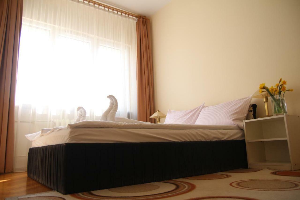 Hotel Ratuszowy Włocławek Buitenkant foto